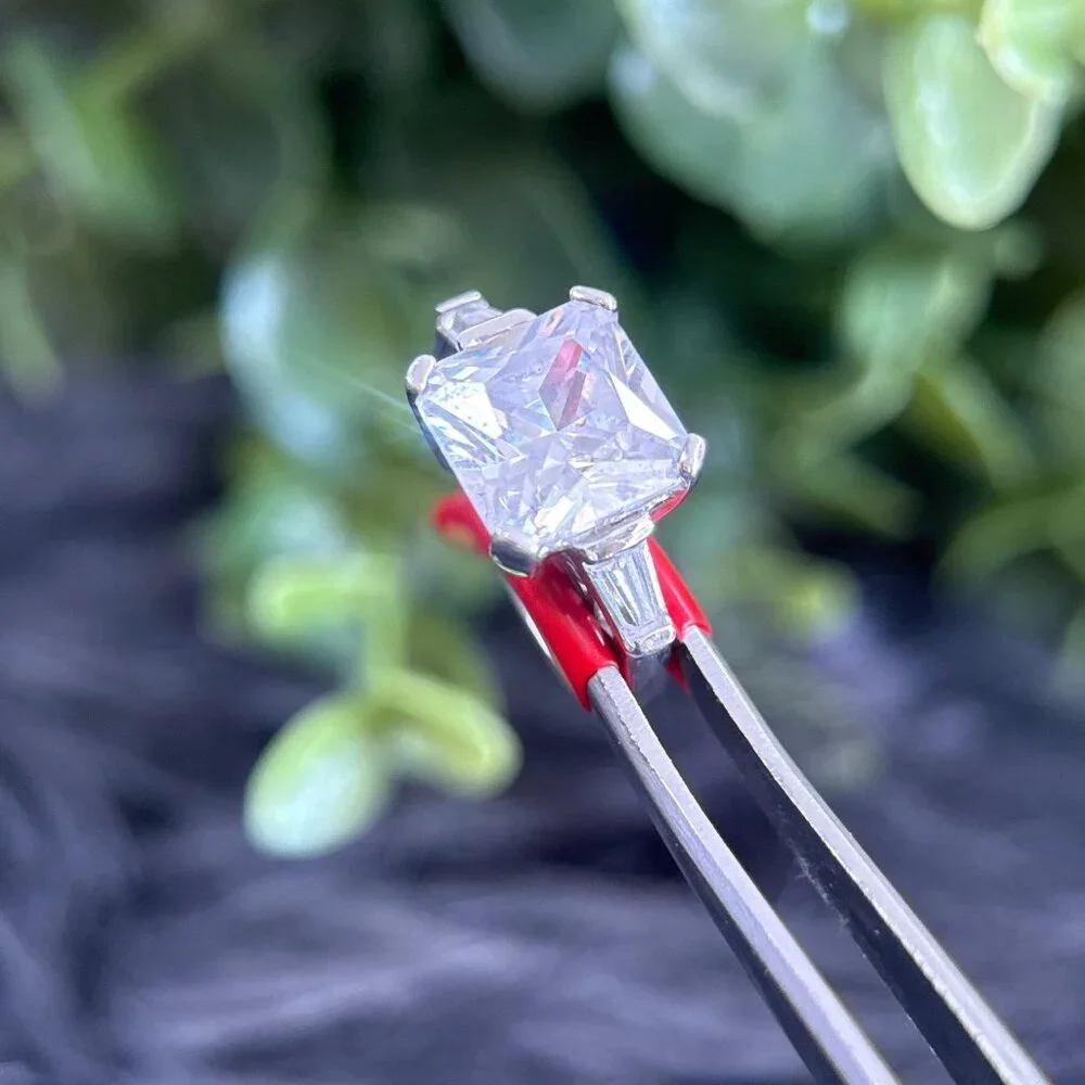 Sparkling‎ 3-Czs Silver 925 Ring